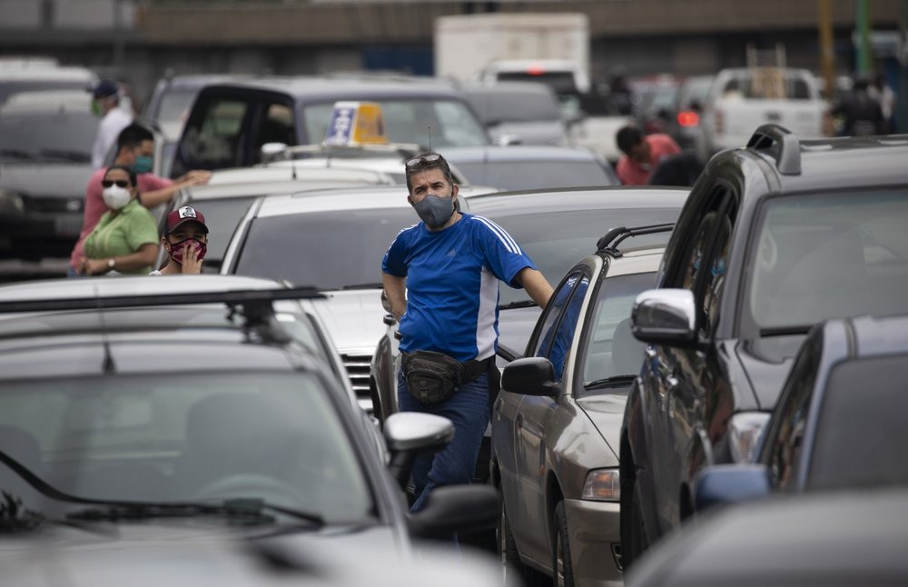 Conductores en Valencia se sumaron a las protestas por desabastecimiento de gasolina (Video)