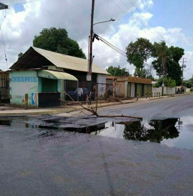 El petróleo se derrama en las calles de una Venezuela sin gasolina