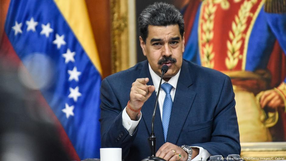 Ley antibloqueo en Venezuela profundizaría el autoritarismo de Maduro | DW | 02.10.2020