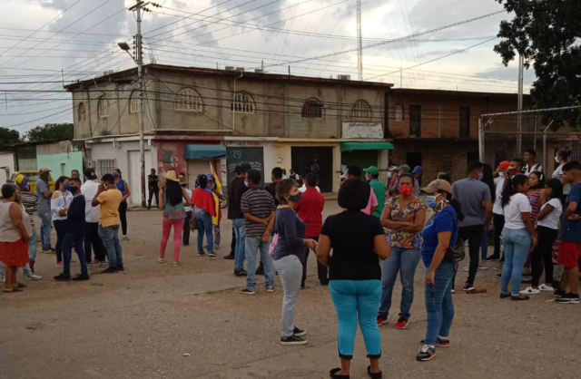 Cacerolas volvieron a protagonizar otra noche de protestas contra apagones en Guárico (Video)