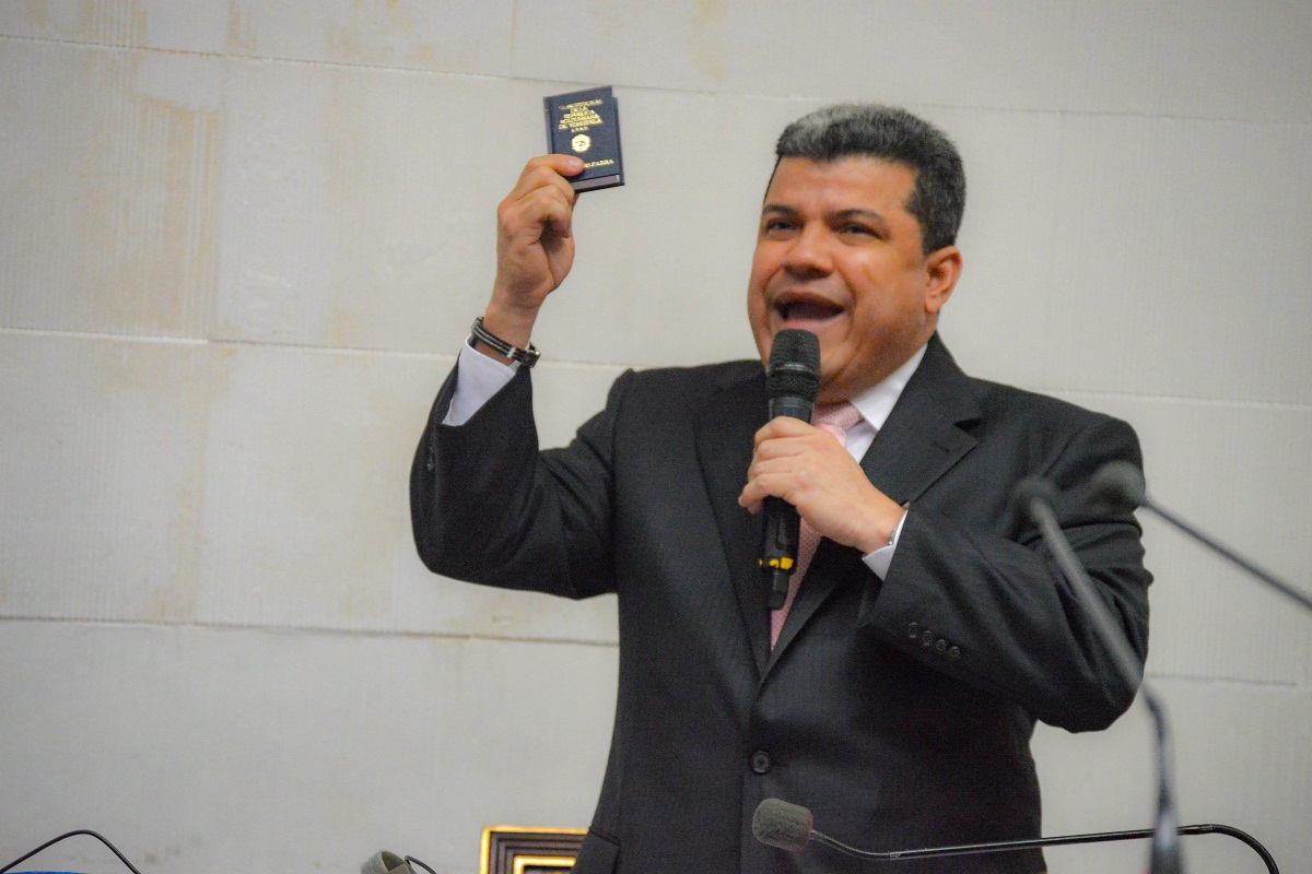 Maibort Petit: Diputados Clap habrían cobrado $ 3.500.000 por desaparecer informe de Álex Saab
