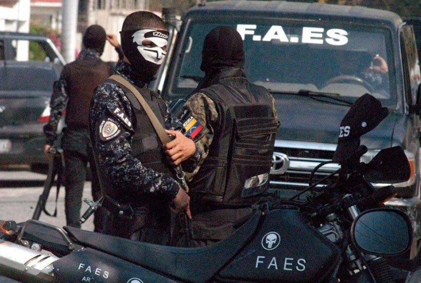 “Son como 20”: El enfrentamiento entre las Faes y la banda de “Wilexis” en Petare (Video)