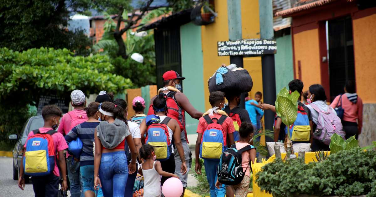 Ministro de Trinidad viola derechos a migrantes y la Corte lo desafía