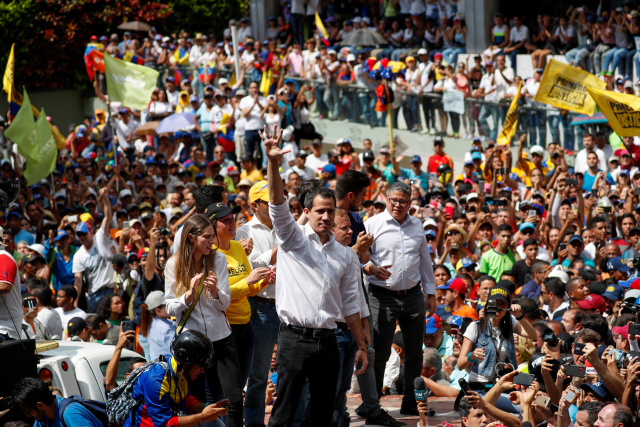 Guaidó enfatizó que unir fuerzas en la calle es parte fundamental de la Consulta Popular