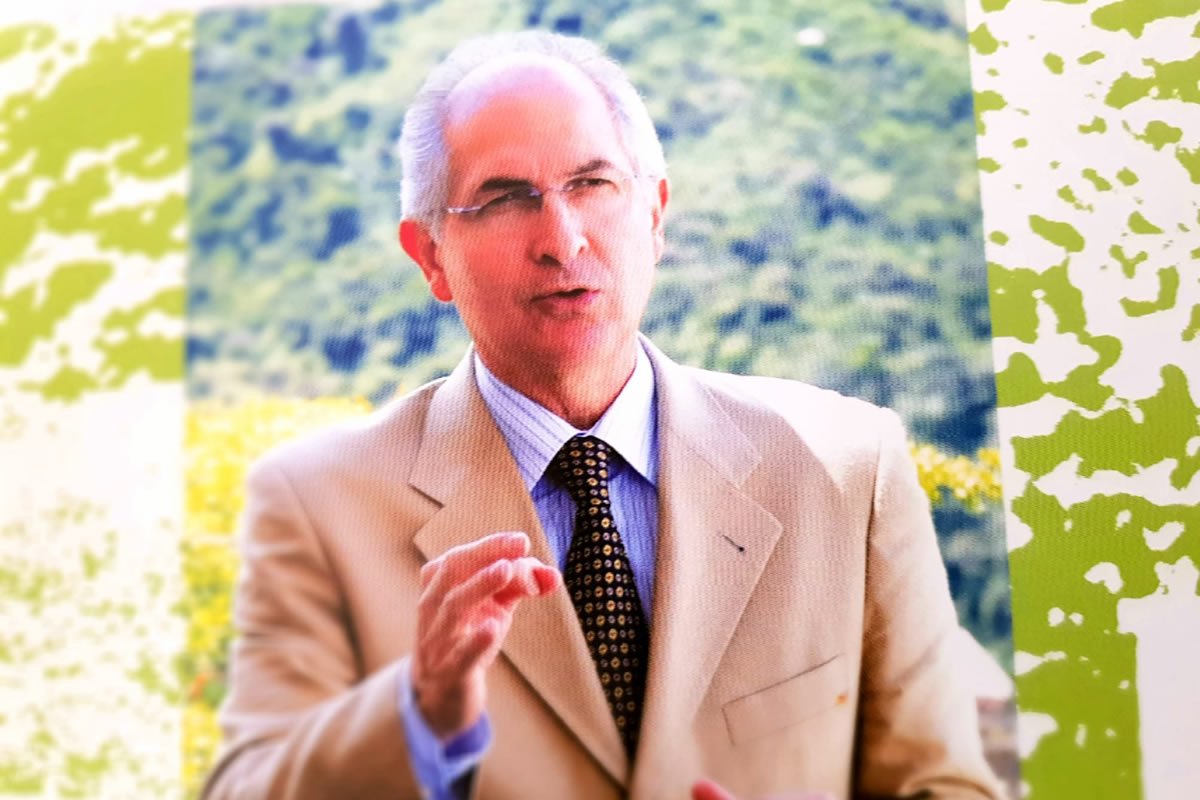 Antonio Ledezma pide no dejar solos a los presos políticos