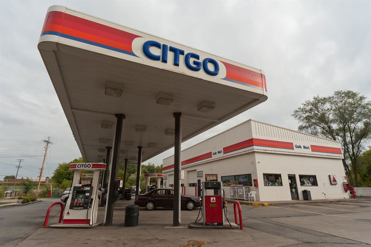 Dos altos ejecutivos salen de Citgo al avanzar indagaciones de EEUU por soborno