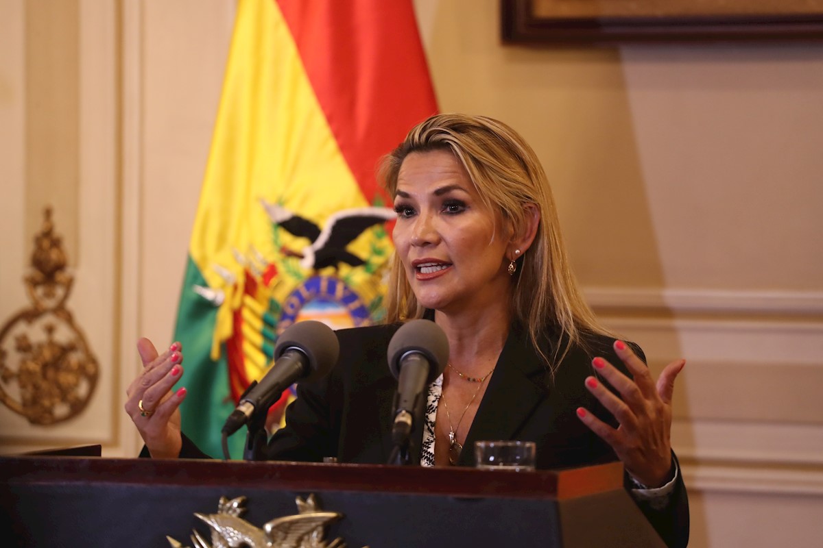 El fracaso de las transiciones en Venezuela y Bolivia
