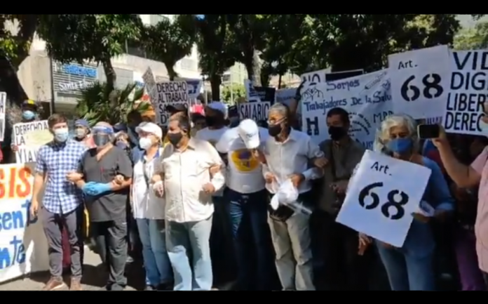 El sector de la salud protestó para exigir reivindicaciones salariales