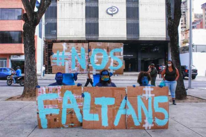 Protestaron frente al Ministerio Público para exigir liberación de activistas de Azul Positivo