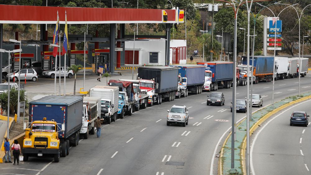 La escasez de diésel paraliza una vez más a Venezuela