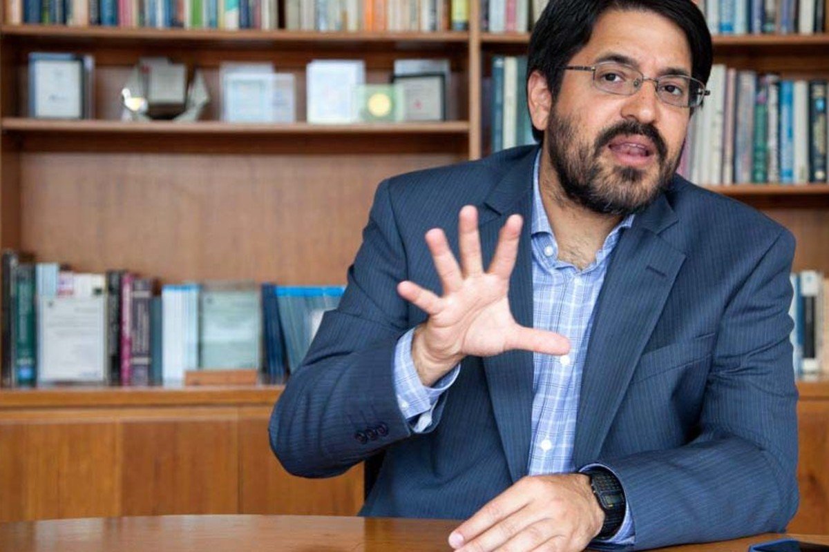 Asdrúbal Oliveros: El gobierno de Maduro decidió meterle un freno a las divisas