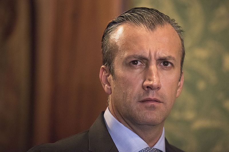 Condenan a piloto venezolano por ayudar a El Aissami a violar sanciones