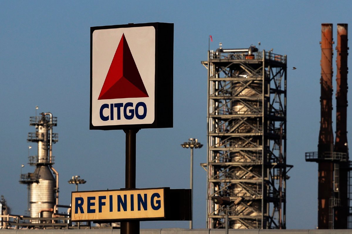 Los 6 de Citgo salen del Helicoide bajo arresto domiciliario, tres años y medio después