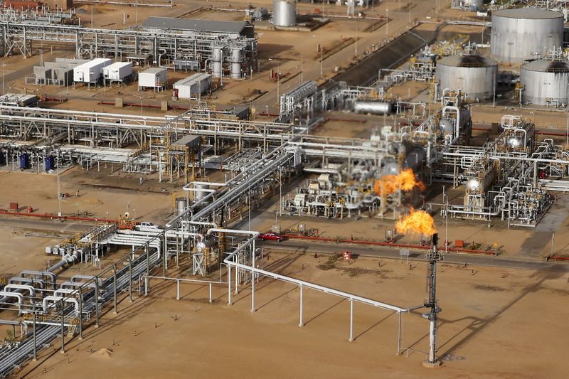 Venezuela needs $58 billion to restore crude output to 1998 levels – document